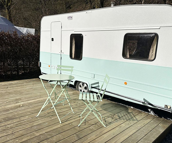 Ardenne Camping - Maboge (La Roche-en-Ardenne) Belgique - Camping Caravane vintage Glamping