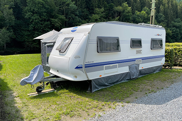 Ardenne Camping - Maboge (La Roche-en-Ardenne) Belgien - Camping Wohnwagen Glamping Campingwagen Zelt